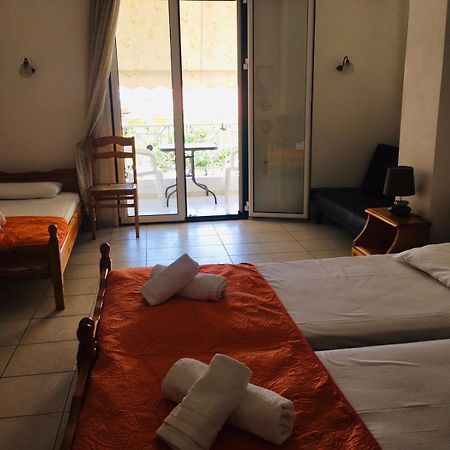 Araliki Apartments & Studios Loutra Edipsou  Phòng bức ảnh