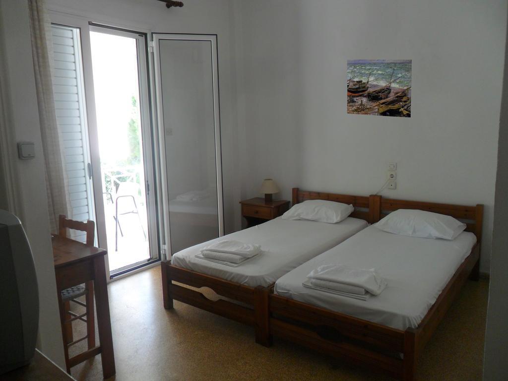 Araliki Apartments & Studios Loutra Edipsou  Phòng bức ảnh